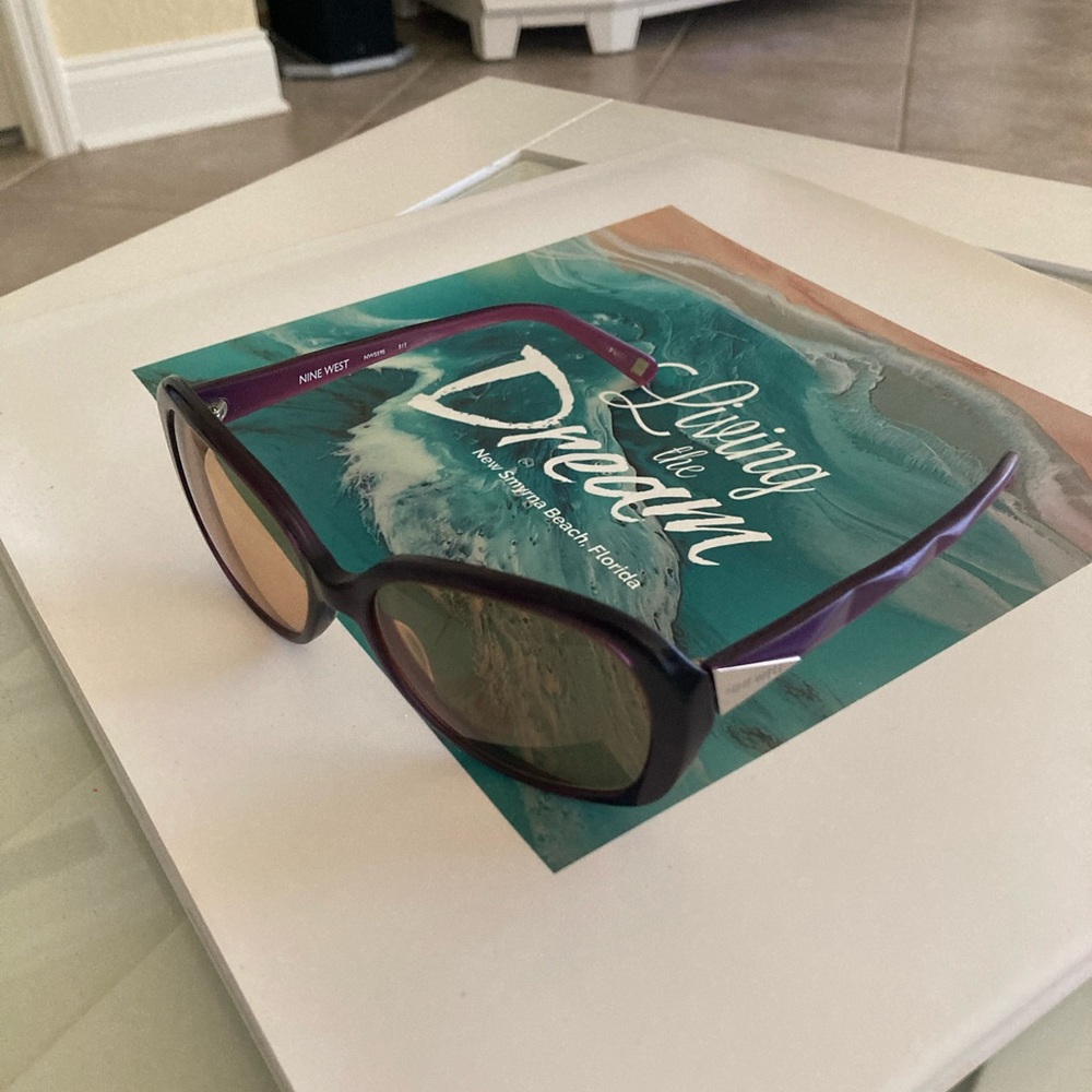 ( Frames)Nine West purple